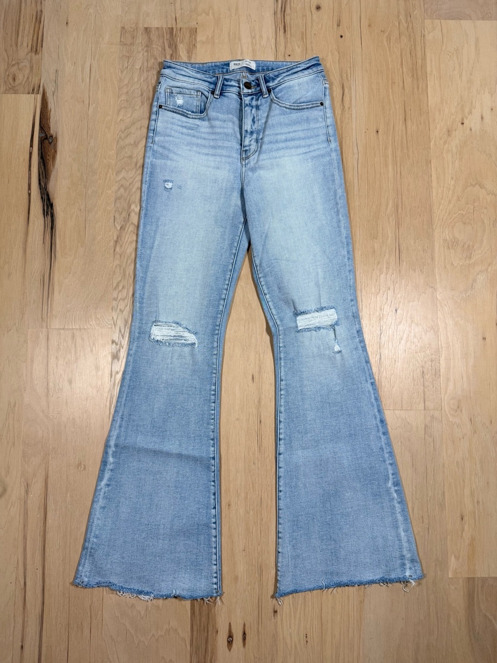 BKE Denim BILLIE Light Wash Distressed Flare Jeans - Women's NWOT 29x34